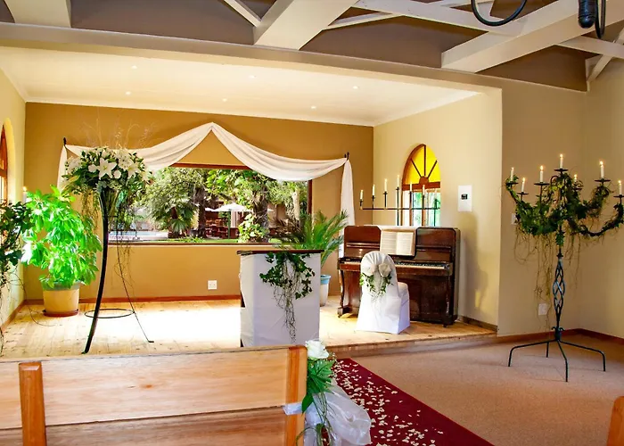 Hotel Numbi & Garden Suites